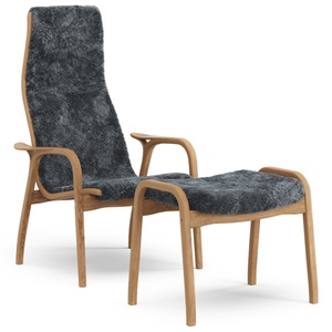 Swedese Lamino Fauteuil met Voetenbankje, Hoog Geolied Eiken/houtskool/schapenvacht