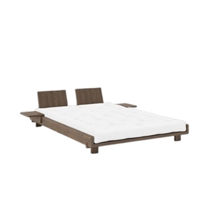 Karup Social Bedframe met 2 Rugleuningen en Nachtkastje 140x200 Cm, Carob Brown